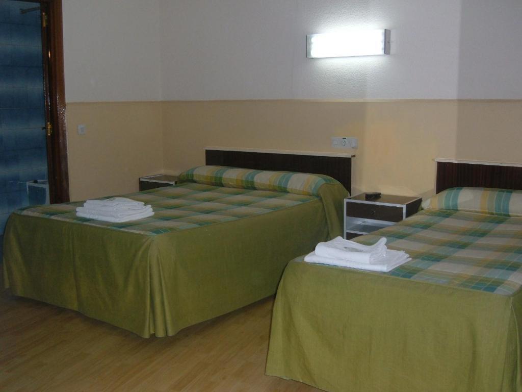 Hostal Olga Мадрид Номер фото