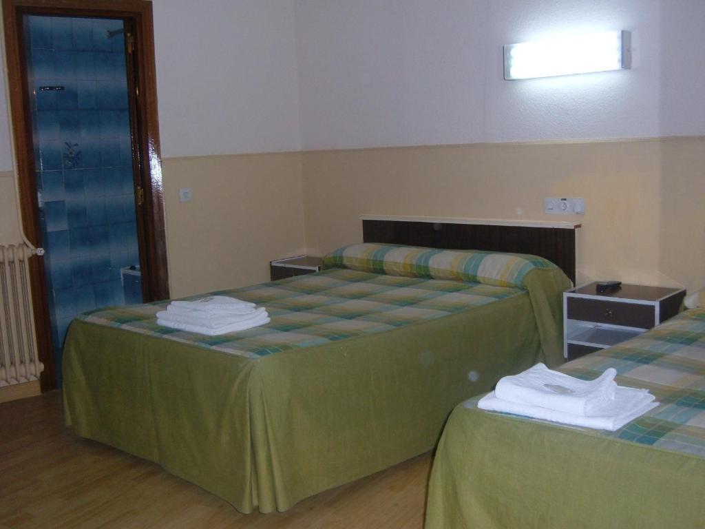 Hostal Olga Мадрид Номер фото
