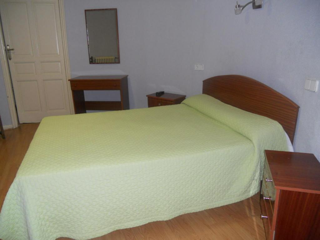 Hostal Olga Мадрид Номер фото
