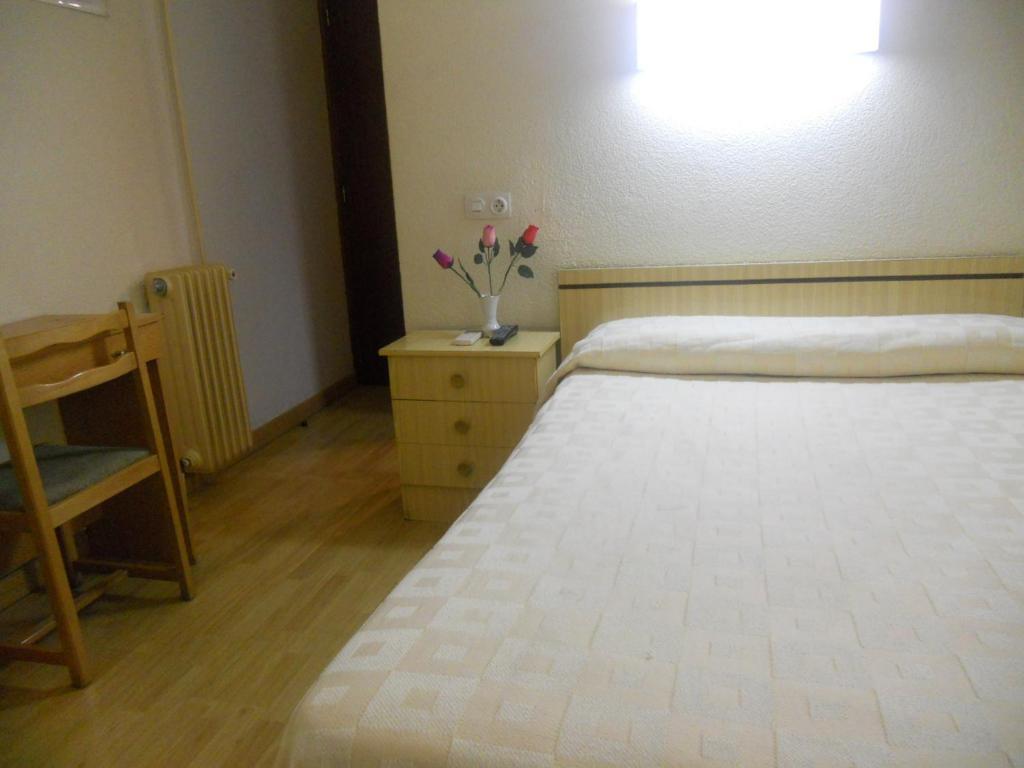 Hostal Olga Мадрид Номер фото